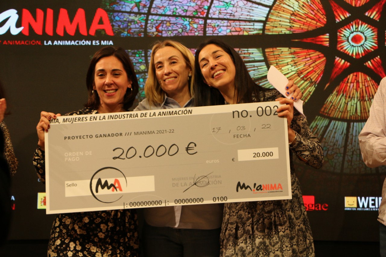 Las creadoras de Zoey Oceans recogen un cheque de 20000€