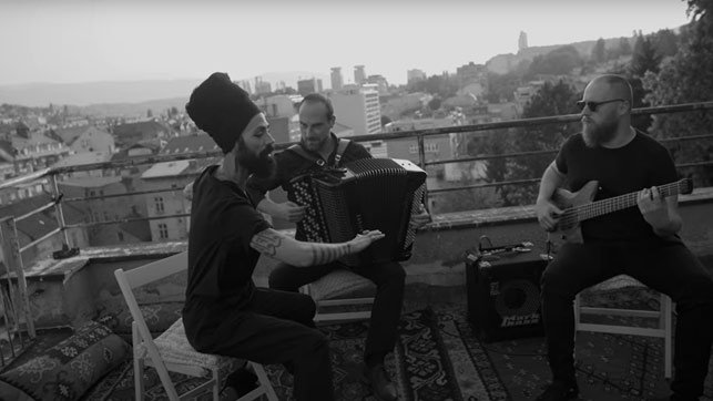 Fotograma del cortometraje Maldita. A Love Song to Sarajevo