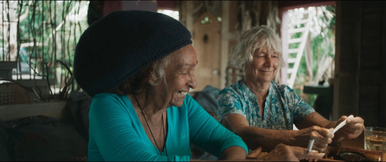 Fotograma de la película "Miss Jobson"