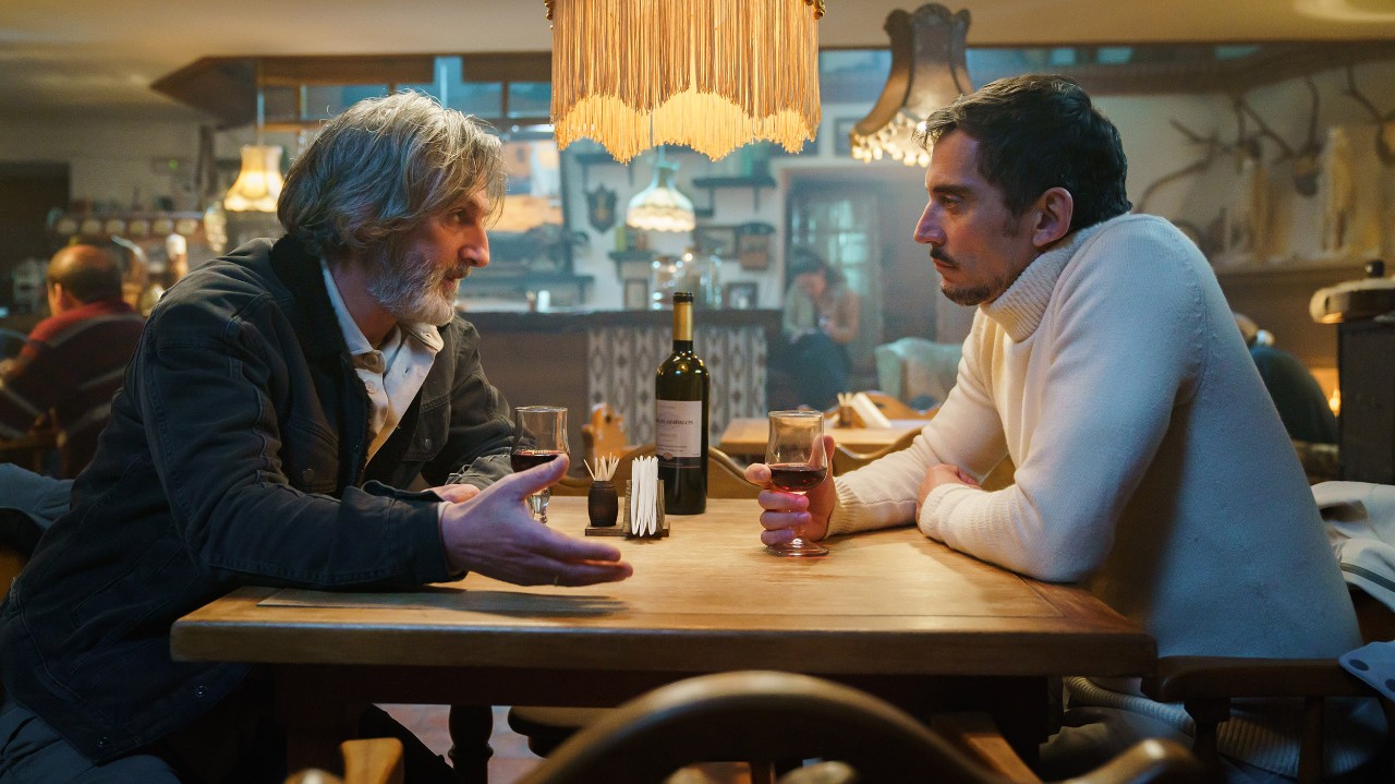 Fotograma de la película Mari(dos)