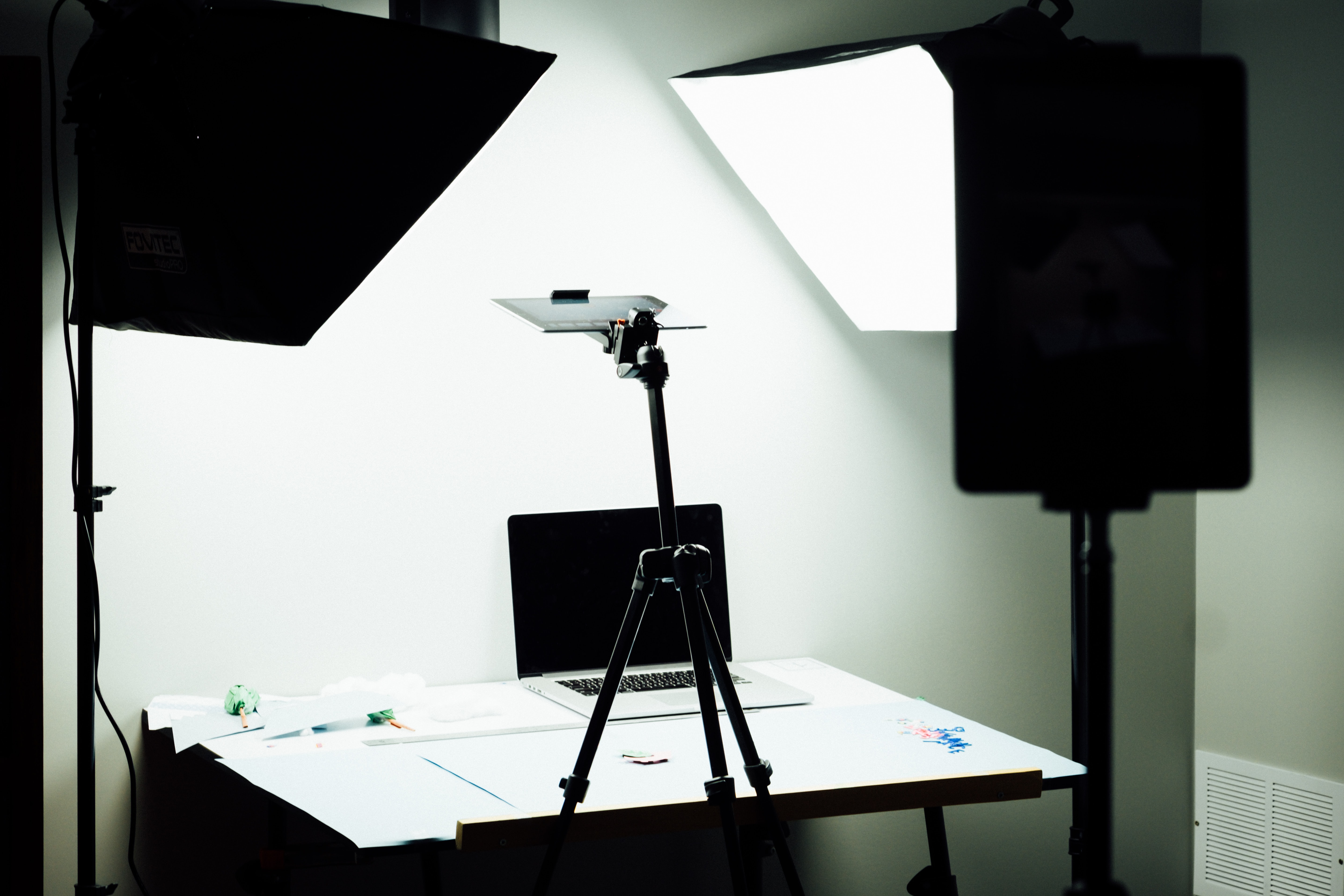 ANIMACIÓN_dose-media-Mt-Jw7iA_P0-unsplash.jpg