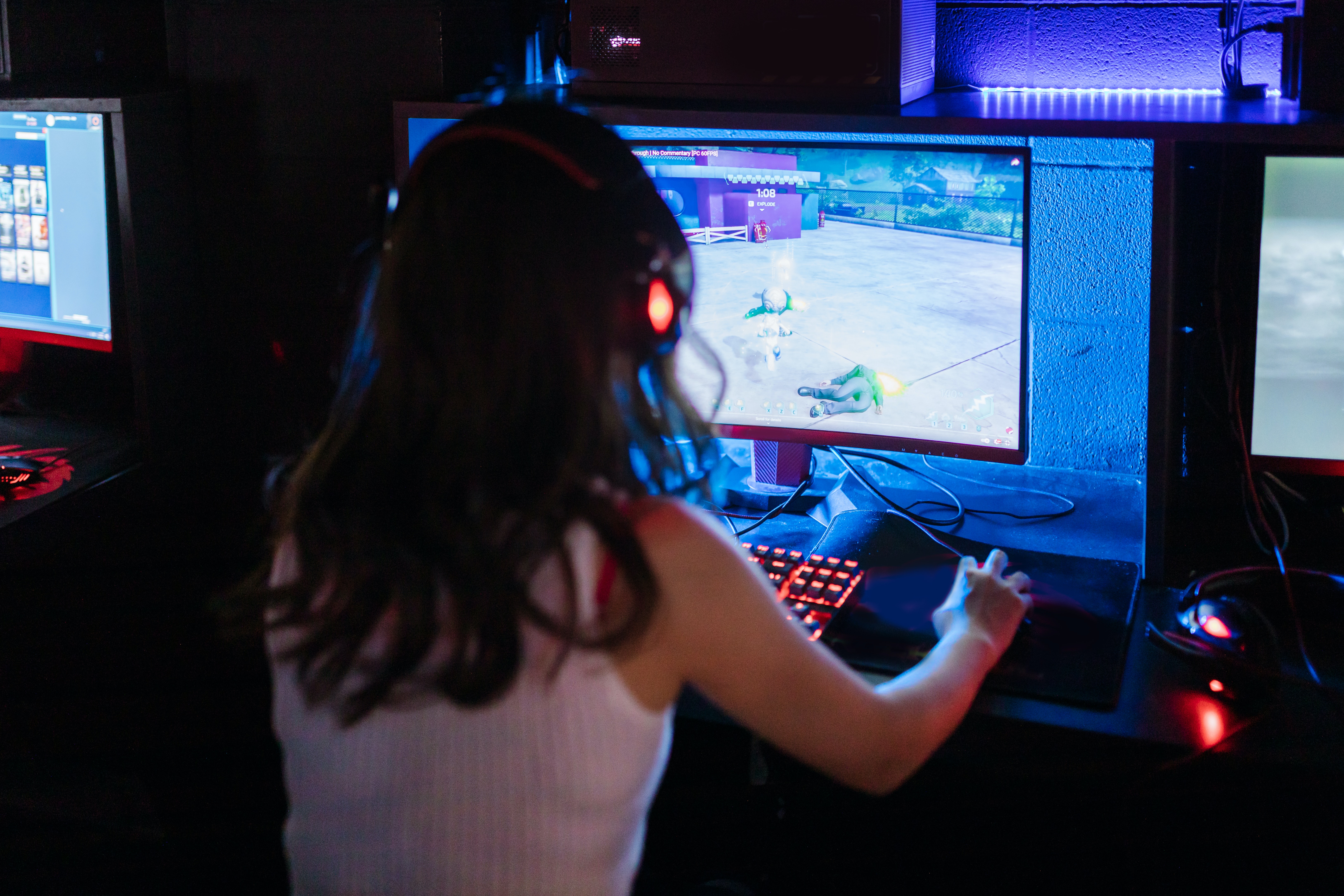 gamer_F.jpg