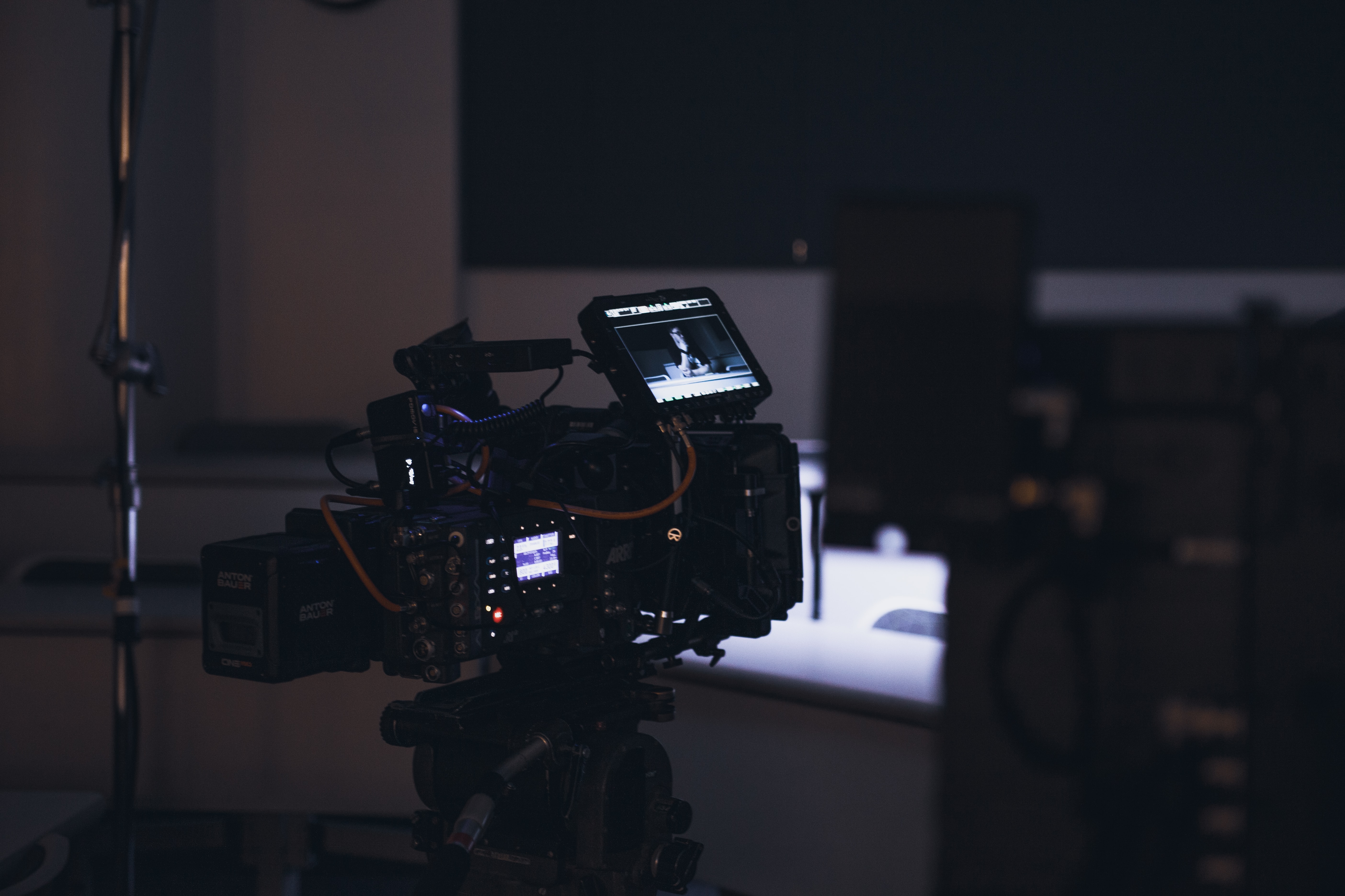 cámara de vídeo en un set de rodaje