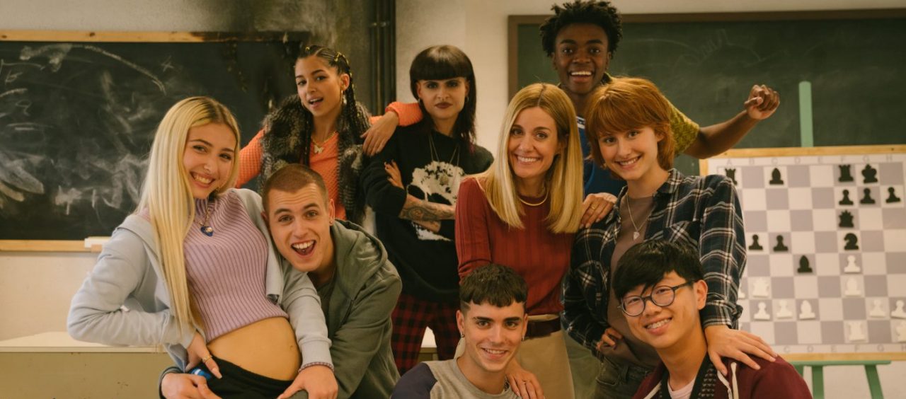 Fotograma de la película "Menudas piezas"