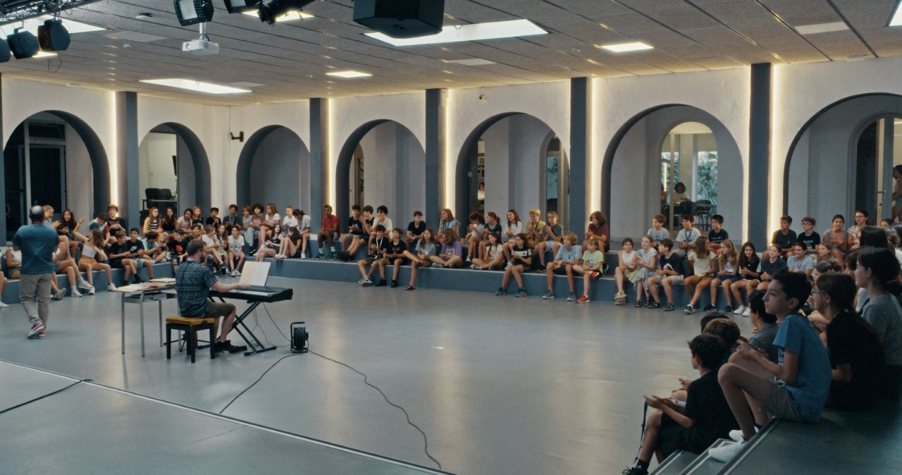 Fotograma de la película "Grup Natural"