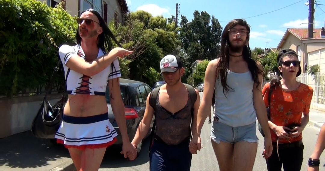 Fotograma de la película "Queer Me"