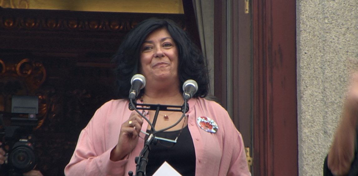 Fotograma de la película "Almudena"