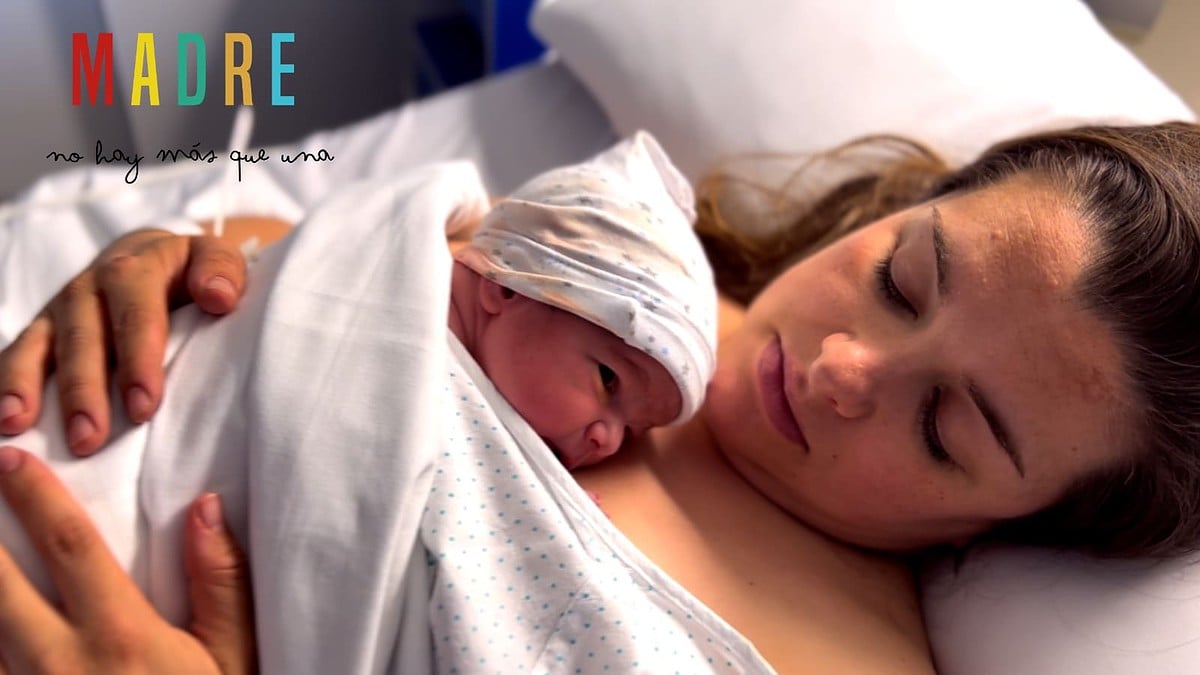 Fotograma del docuemental "Madre no hay más que una"