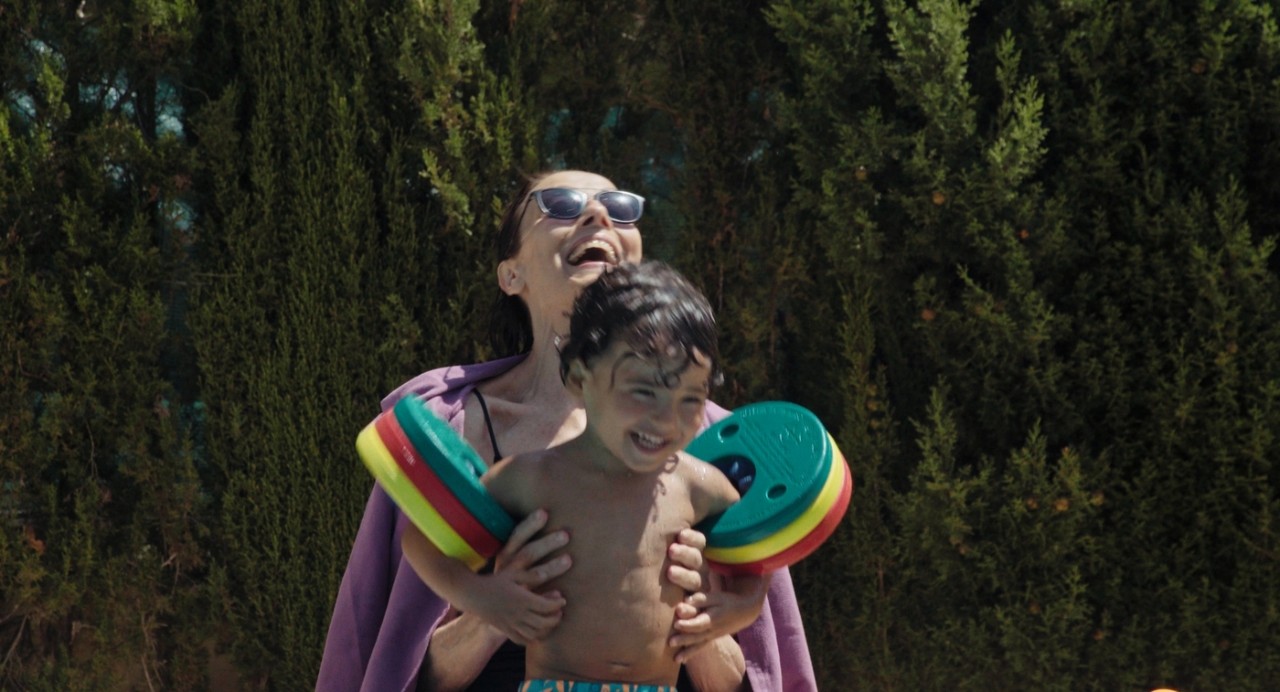 Fotograma de la película "Mientras seas tú"