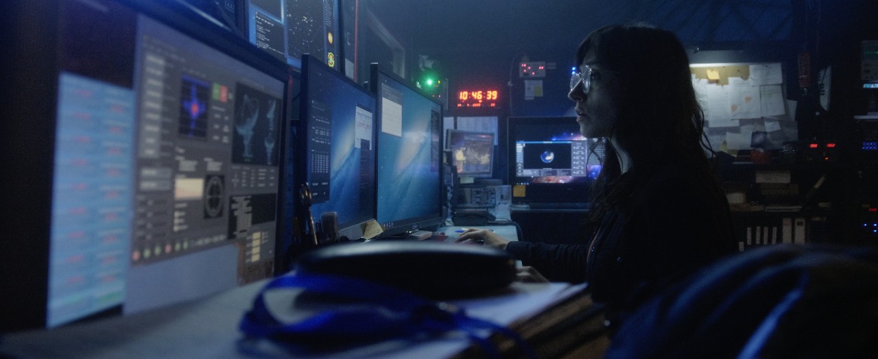 Fotograma de la película "La paradoja de Antares"