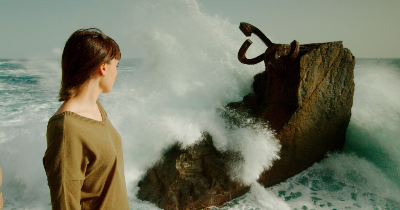 Fotograma del documental "Ciento volando"