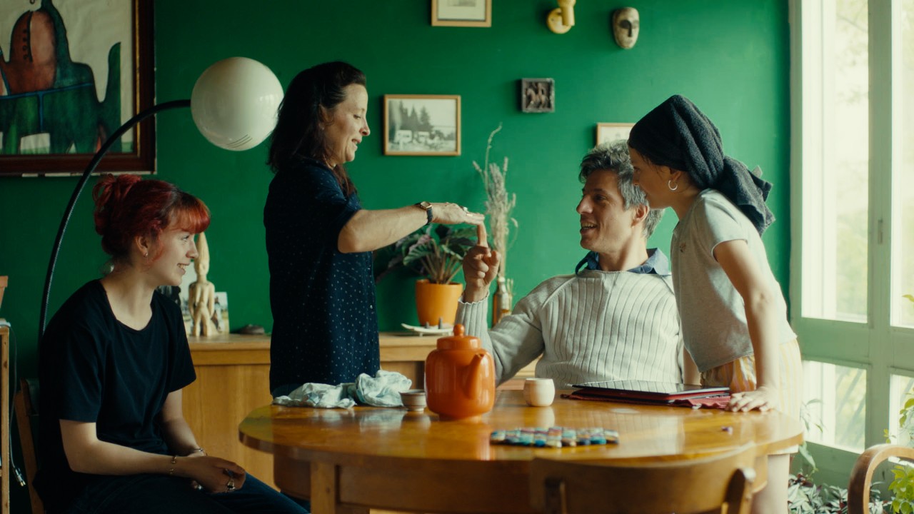 Fotograma de la película "Qui som"