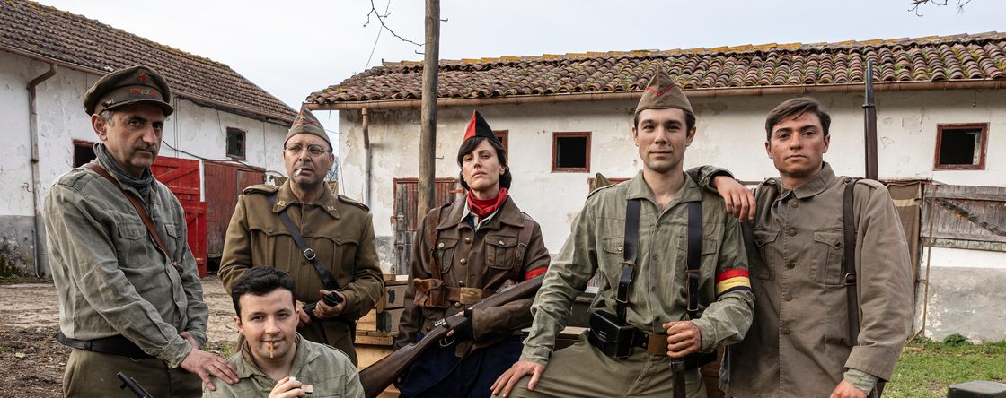 Fotograma de la película "Es el enemigo"
