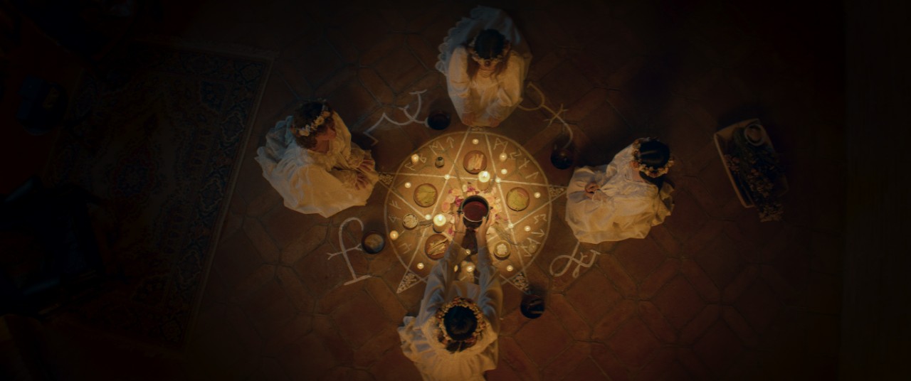 Fotograma de la película "El ritual de Lily"