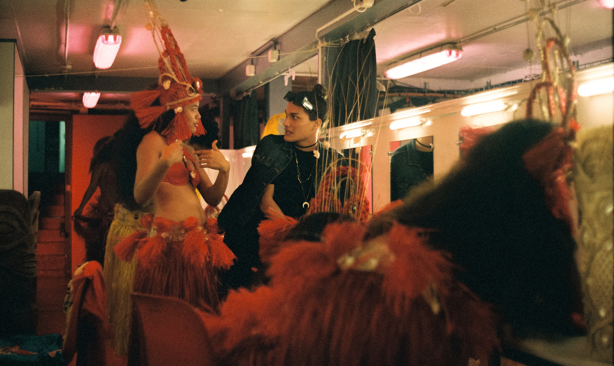 Fotograma de la película Pacifiction