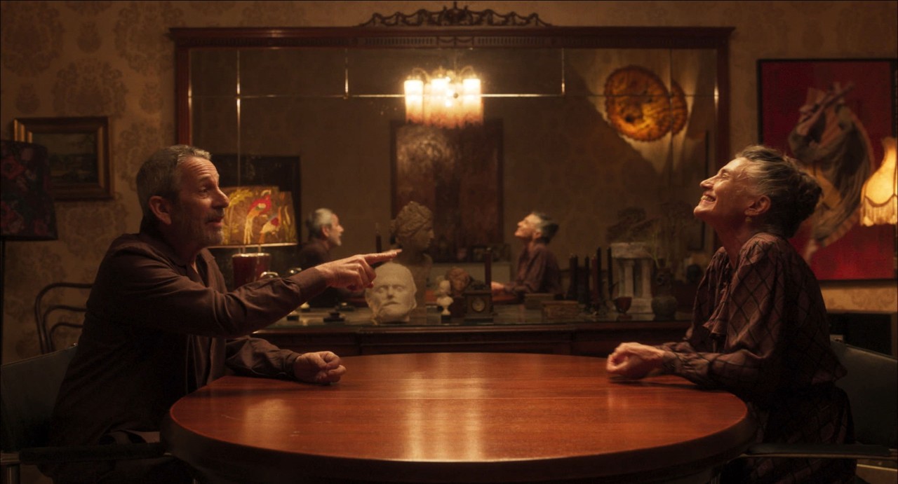 Fotograma de la película "Polvo serán"